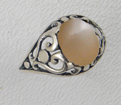 Sterling Silver Filigree Heart Ring With Peach Moonstone Size 6 Sterling Silver Filigree Heart Ring With Peach Moonstone Size 6